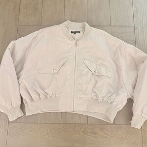 Romeo & Juliet Couture Women’s Gray Size Large Bomber Jacket